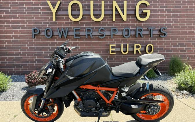 2022 KTM 1290 Super Duke R EVO Blue / Black / Orange