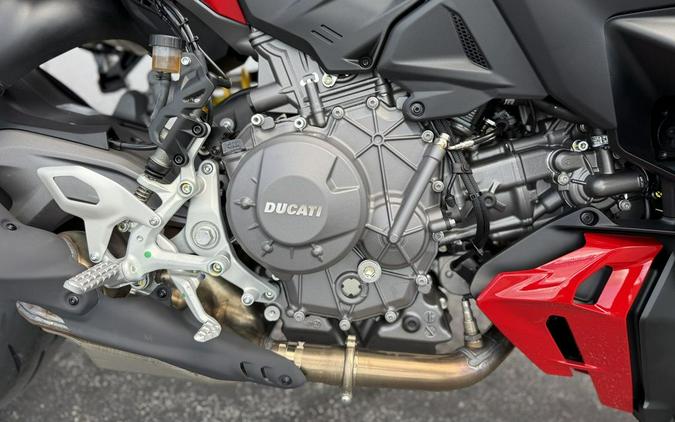 2026 Ducati Streetfighter V2 Ducati Red