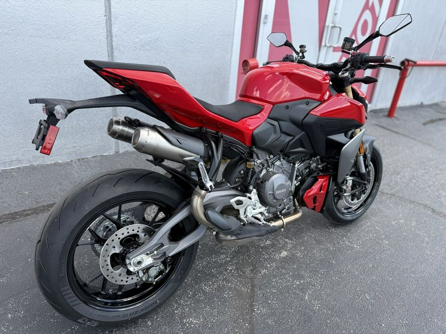 2026 Ducati Streetfighter V2 Ducati Red
