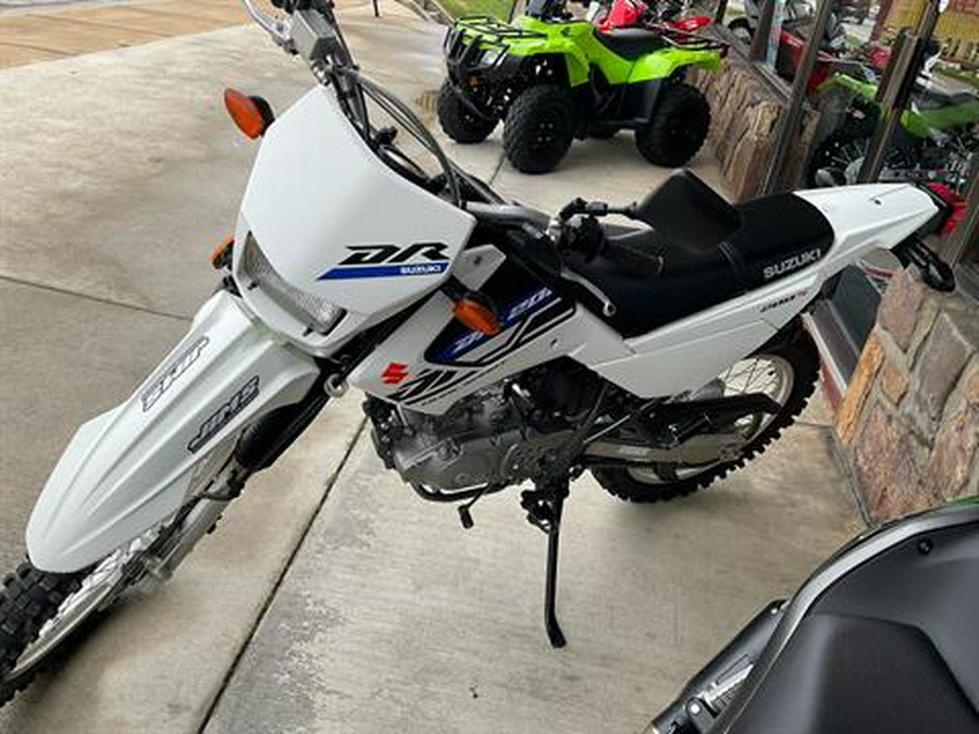 2019 Suzuki DR200S
