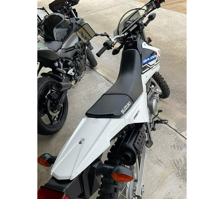 2019 Suzuki DR200S