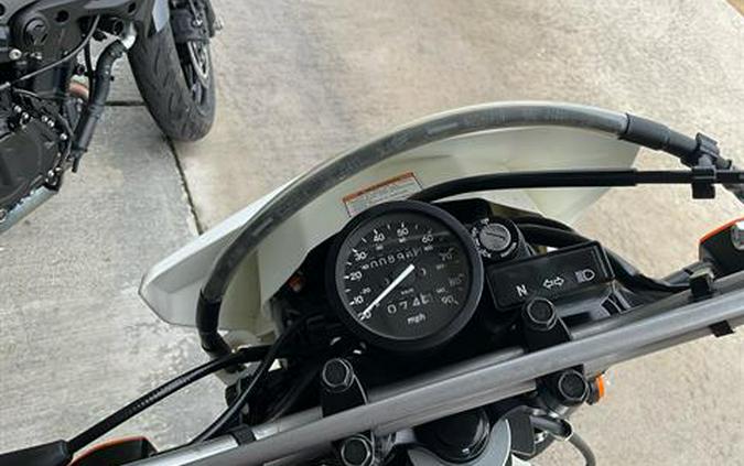 2019 Suzuki DR200S