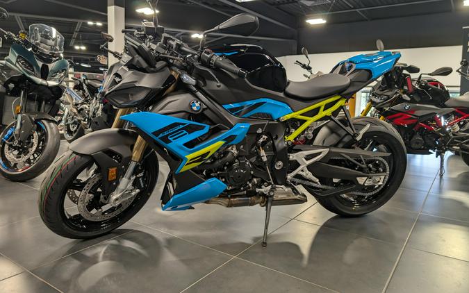2026 BMW S 1000 R