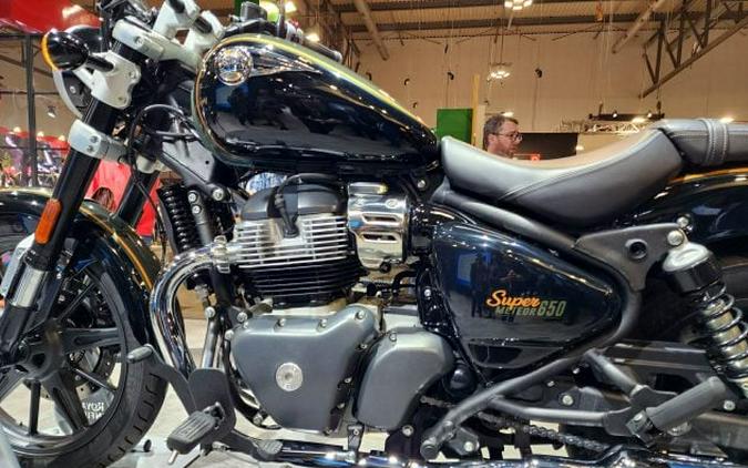 2023 Royal Enfield Super Meteor 650 First Look
