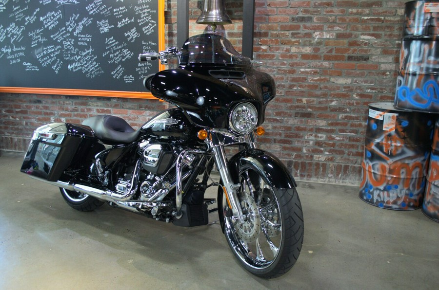 2021 Harley-Davidson Street Glide Vivid Black