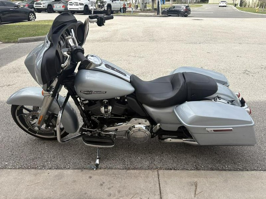 2023 Harley-Davidson® FLHX - Street Glide®