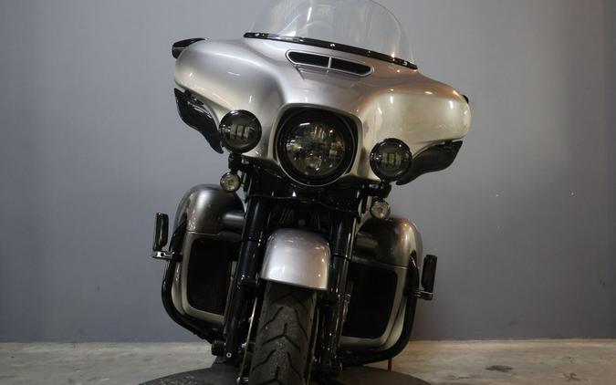 2019 Harley-Davidson CVO Limited Magnetic Gray Fade