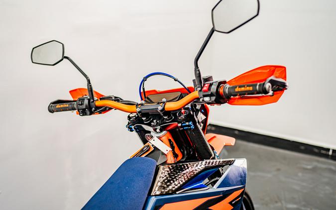 2026 KTM 690 SMC R