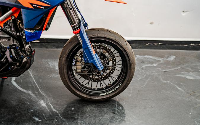 2026 KTM 690 SMC R
