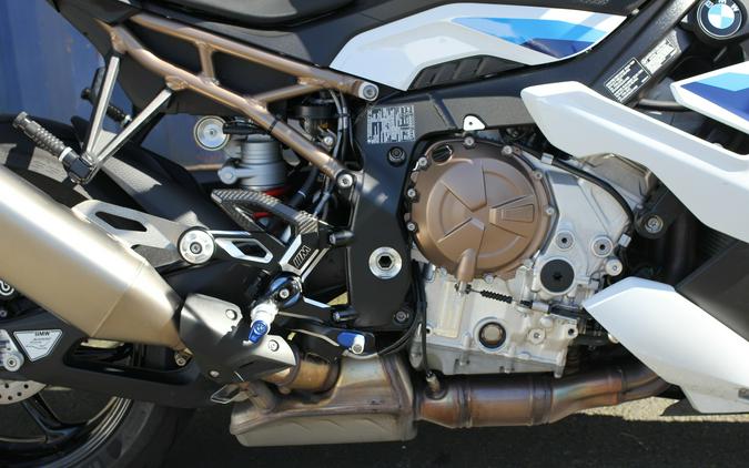 2022 BMW S 1000 R