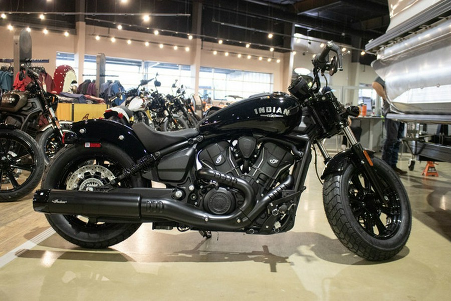 2025 Indian Scout Bobber Black Metallic