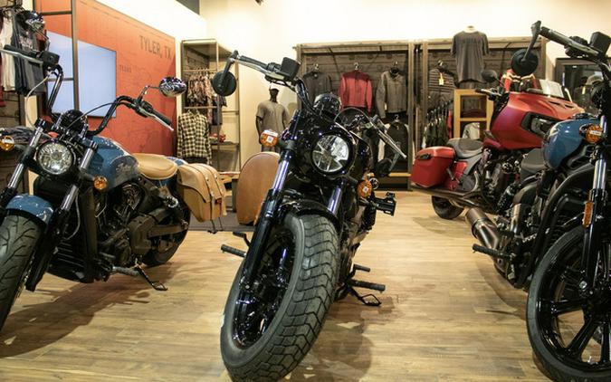 2025 Indian Scout Bobber Black Metallic