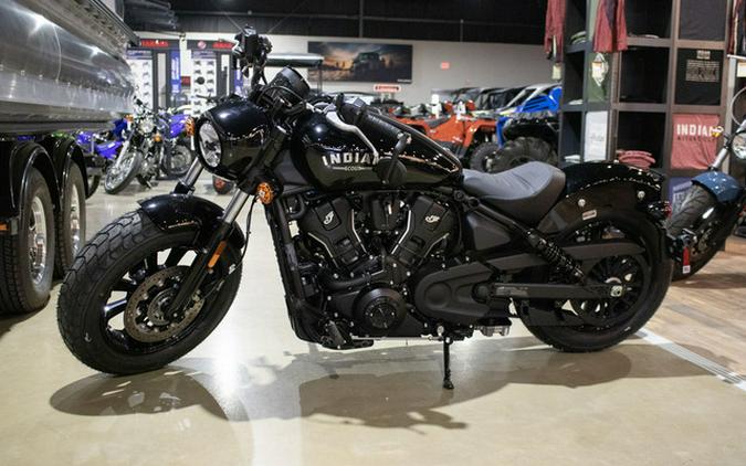 2025 Indian Scout Bobber Black Metallic