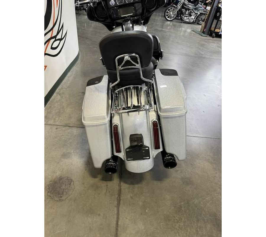 2015 Harley-Davidson® FLHXSE - CVO™ Street Glide®