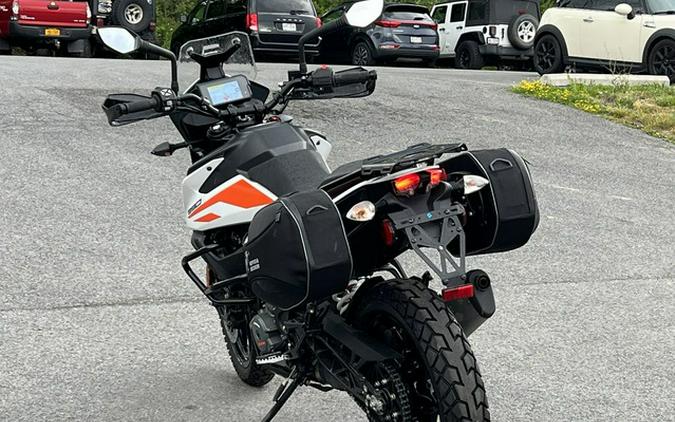 2021 KTM Adventure 390