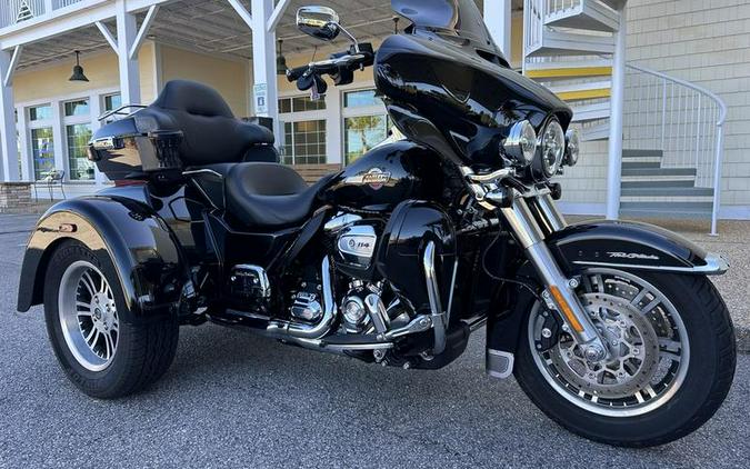 2022 Harley-Davidson® FLHTCUTG - Tri Glide® Ultra