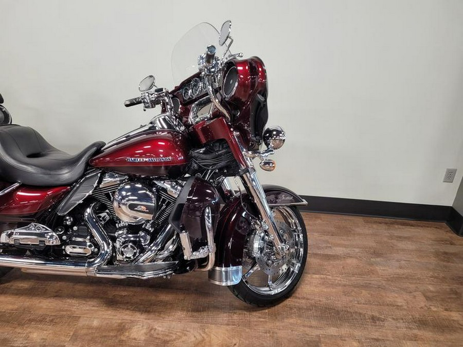 2015 Harley-Davidson® FLHTK - Ultra Limited