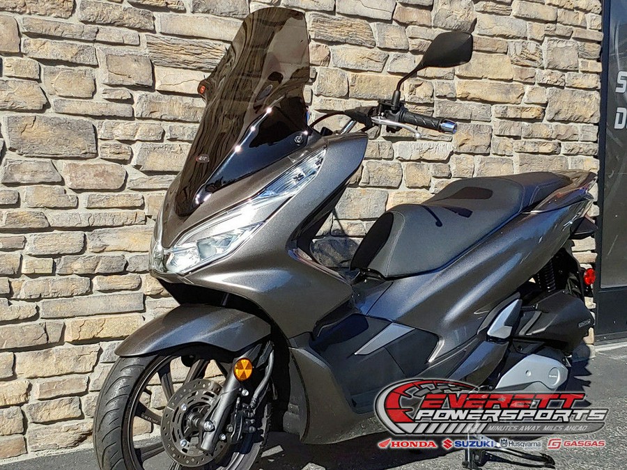 2019 Honda® PCX150