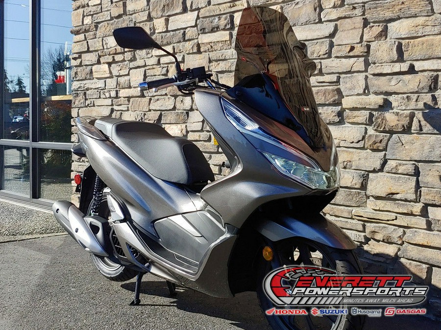 2019 Honda® PCX150