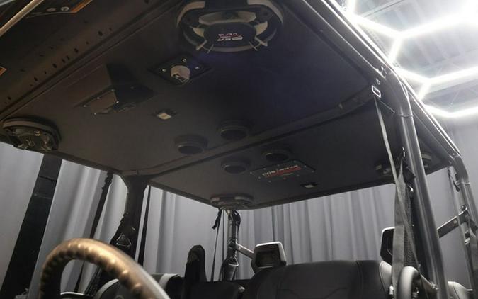 2025 Can-Am Defender MAX XT HD9