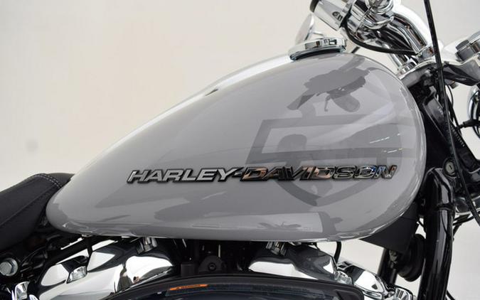 2025 Harley-Davidson Softail FXBR - Breakout