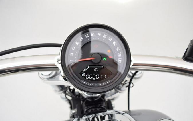 2025 Harley-Davidson Softail FXBR - Breakout