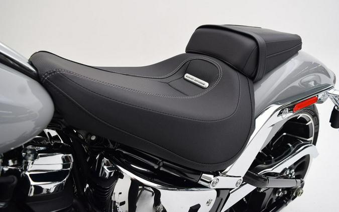 2025 Harley-Davidson Softail FXBR - Breakout