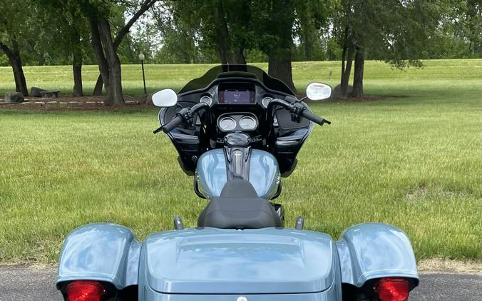 2024 Harley-Davidson Road Glide 3 Sharkskin Blue – Black Finish