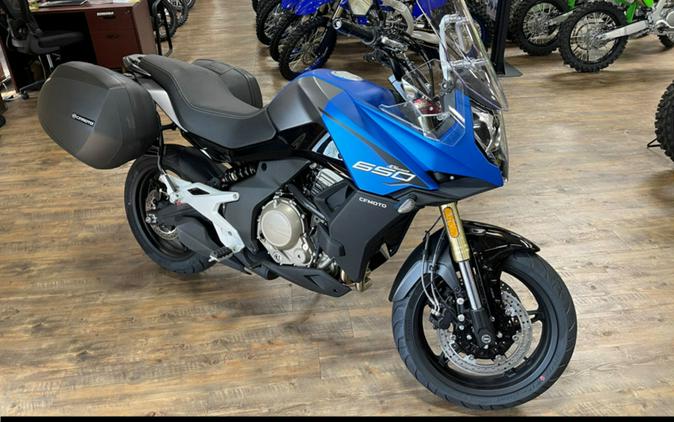 2023 CFMOTO 650 Adventura