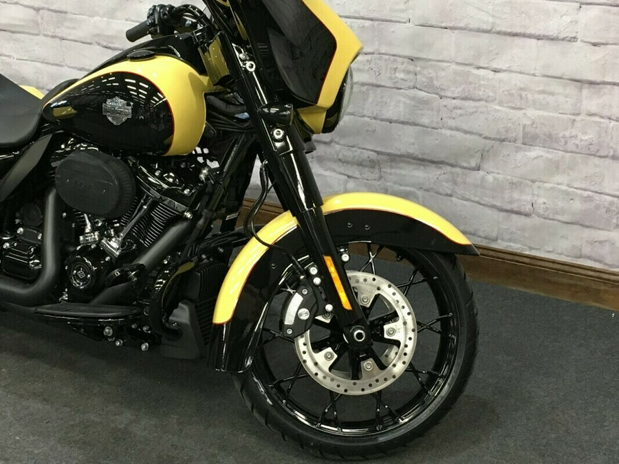 2023 Harley-Davidson Street Glide Special Ind Yellow/Vivid Blk - Blk FLHXS