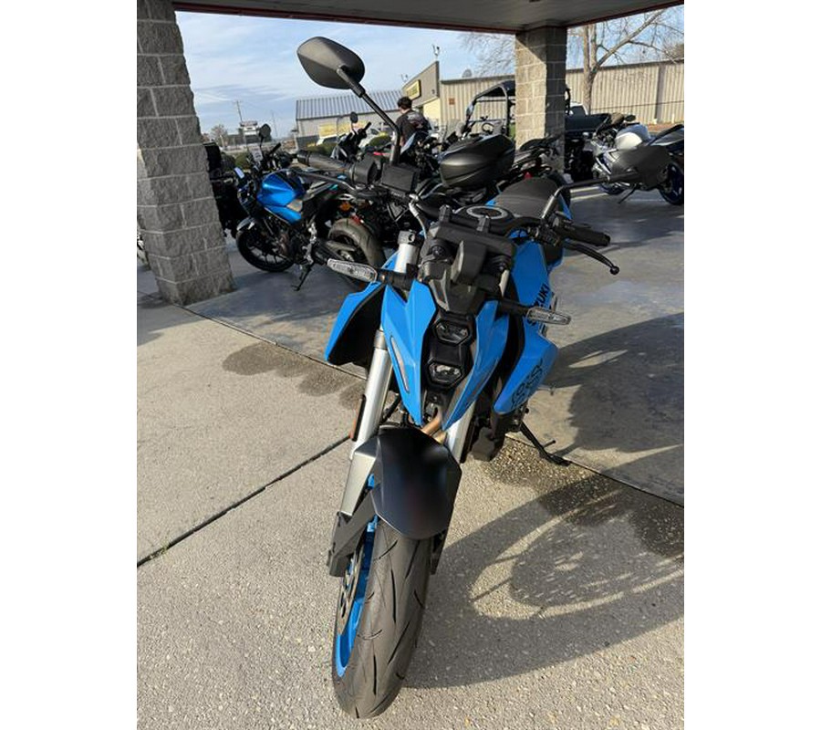 2024 Suzuki GSX-8S