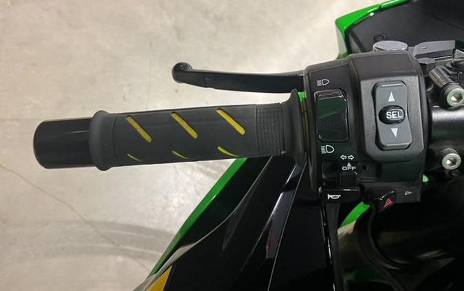 2025 Kawasaki Ninja ZX-6R ABS KRT Edition