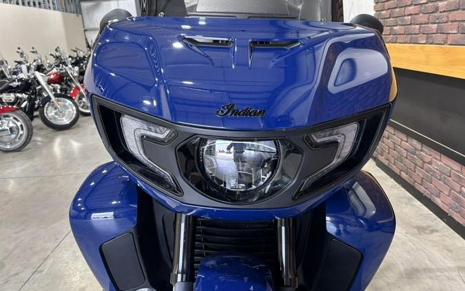 2024 Indian Motorcycle® Pursuit® Dark Horse® with PowerBand Audio Package Springfield Blue