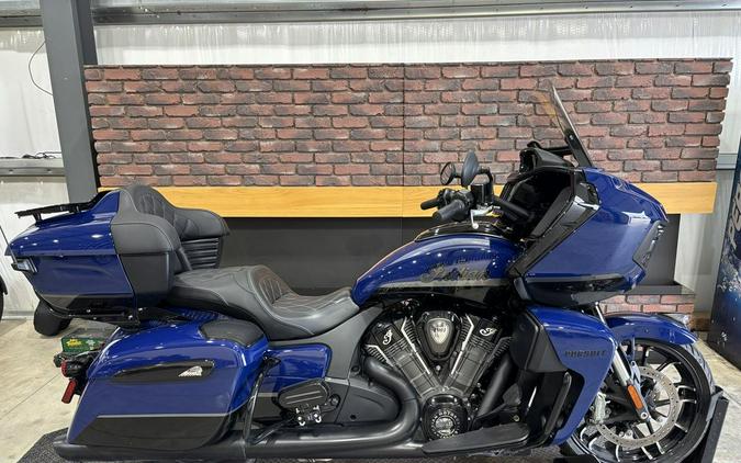 2024 Indian Motorcycle® Pursuit® Dark Horse® with PowerBand Audio Package Springfield Blue