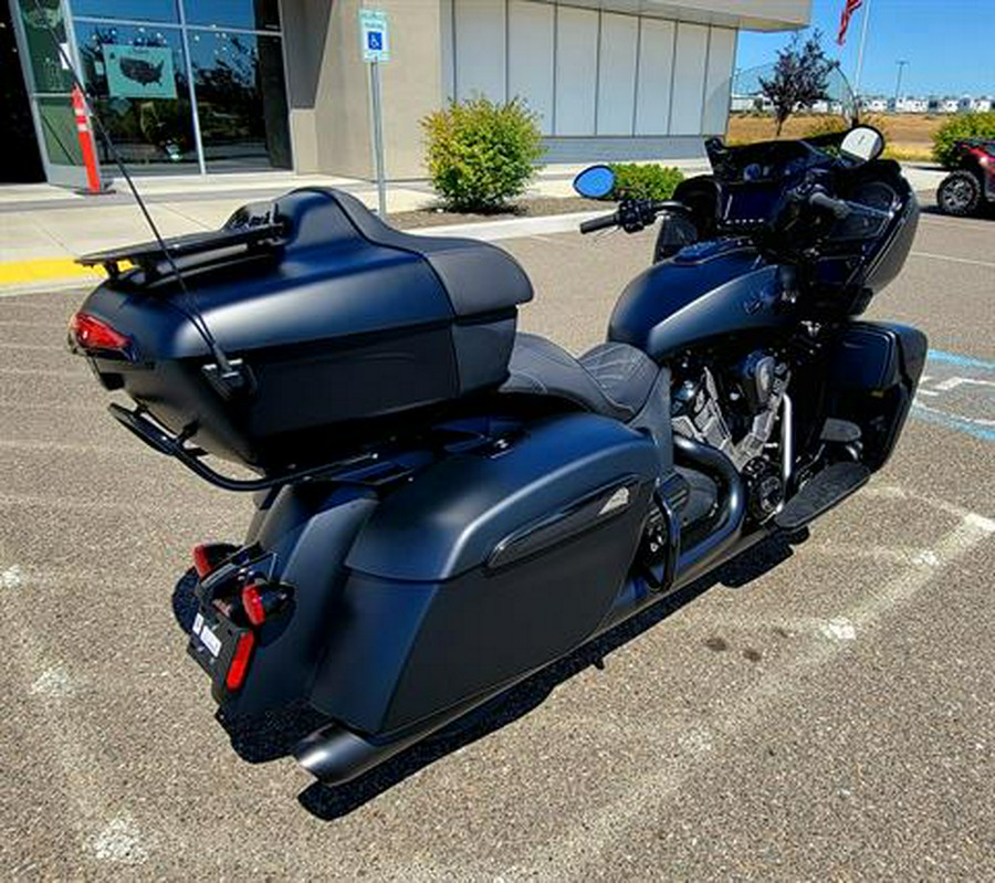 2024 Indian Motorcycle Pursuit® Dark Horse®