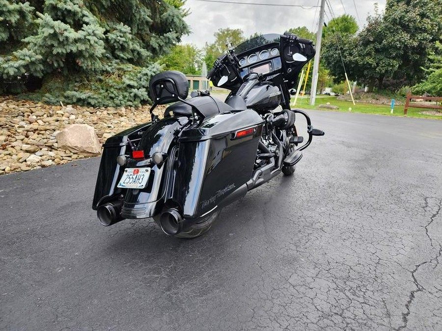 2018 Harley-Davidson® FLHXS - Street Glide® Special