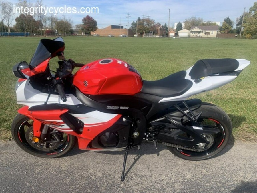 2016 Suzuki GSX-R1000