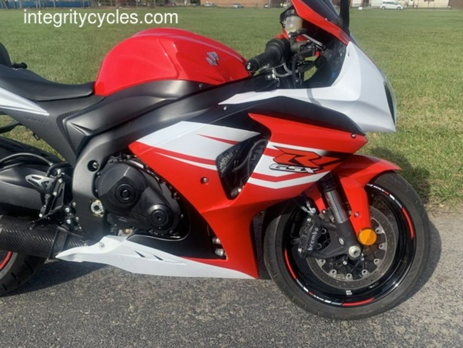 2016 Suzuki GSX-R1000