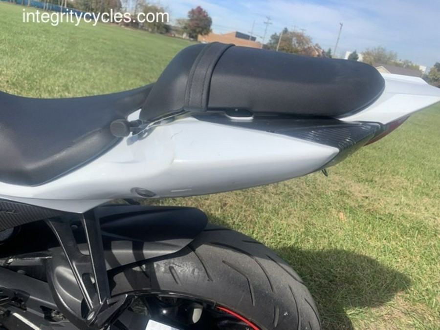 2016 Suzuki GSX-R1000