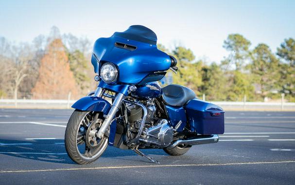 2017 Harley-Davidson® FLHXS - Street Glide® Special