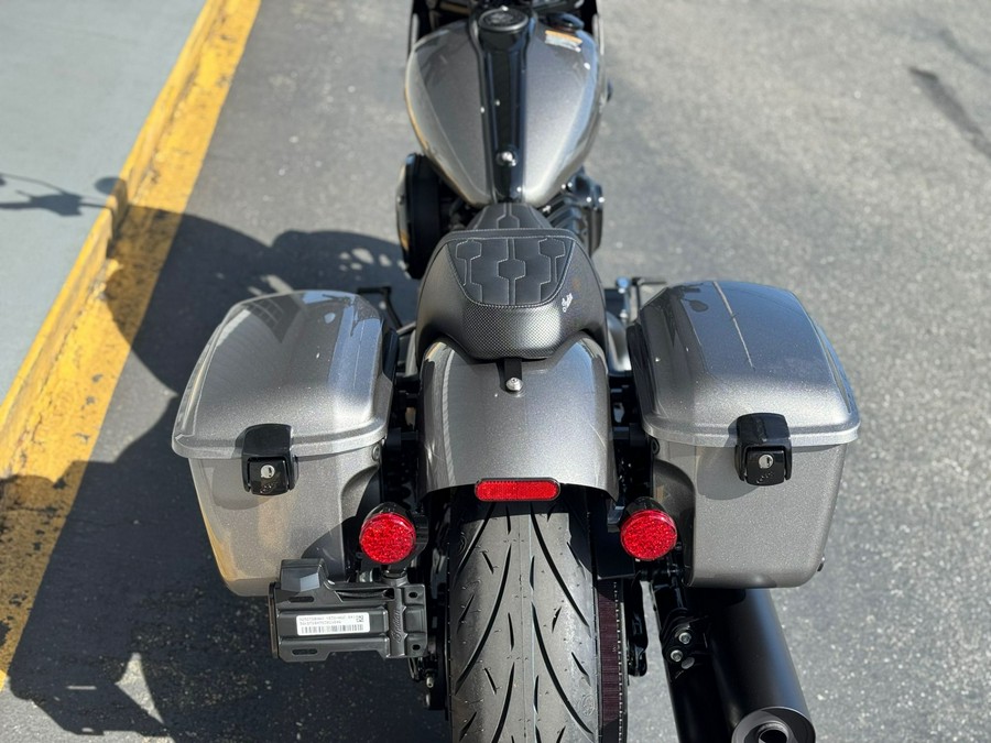 2025 Indian Motorcycle Sport Chief RT