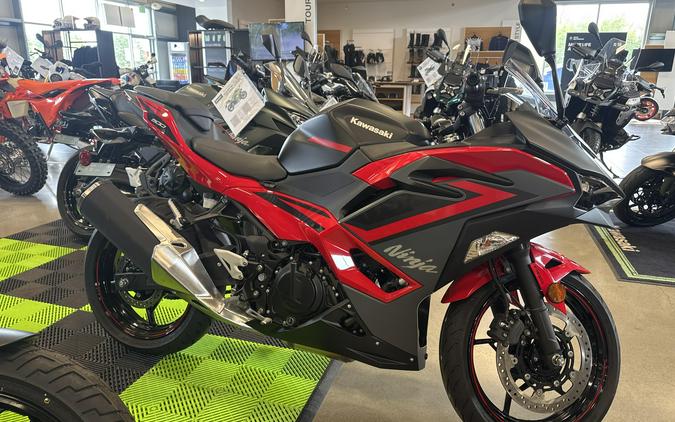 2025 Kawasaki NINJA 500 ABS