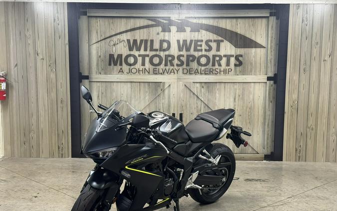 2026 Honda CBR650R E-Clutch