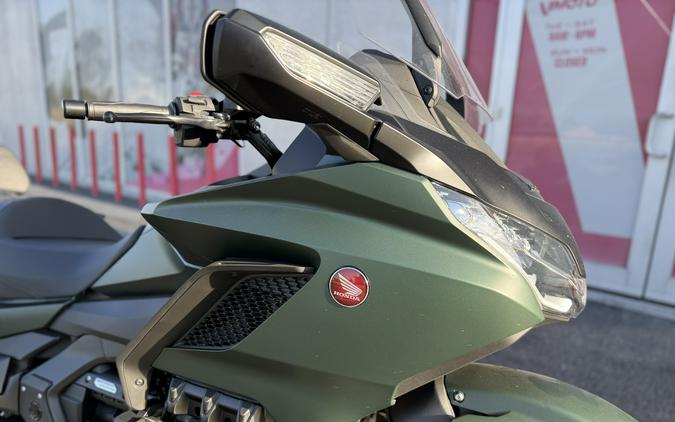 2024 Honda Gold Wing Automatic DCT Matte Armored Green Metallic - 00102T