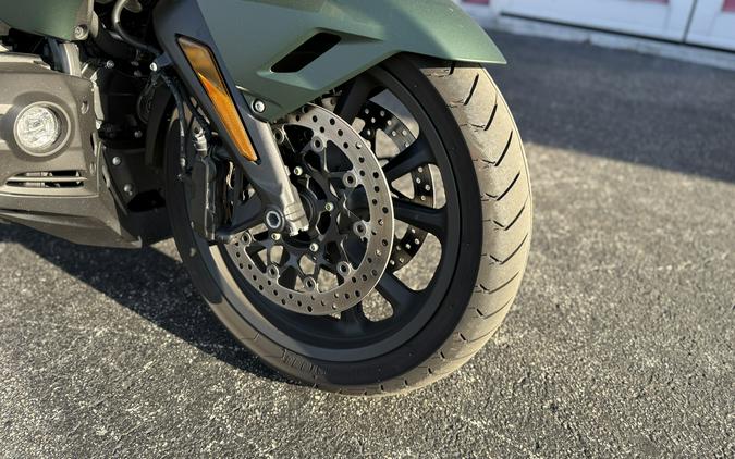 2024 Honda Gold Wing Automatic DCT Matte Armored Green Metallic - 00102T
