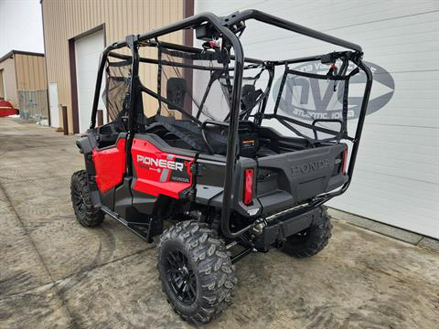 2024 Honda Pioneer 1000-5 Deluxe