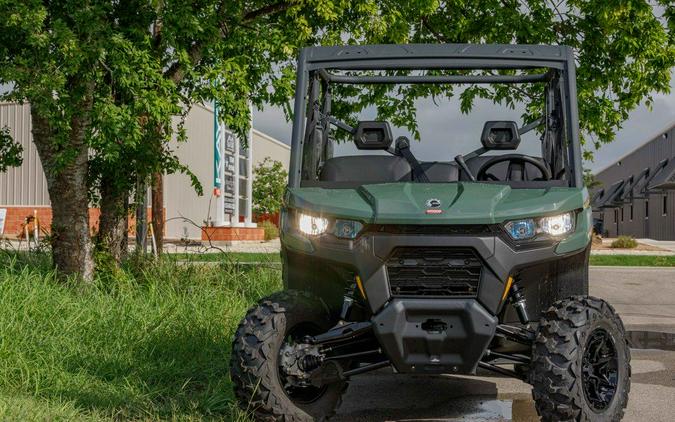 2024 Can-Am™ Defender MAX DPS HD7