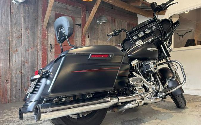 2014 Harley-Davidson® FLHXS - Street Glide® Special