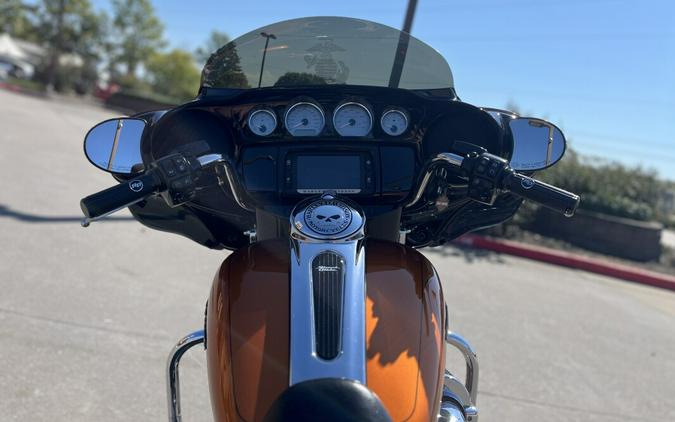 2015 Harley-Davidson® Street Glide® Special FLHXS Amber Whiskey 644186