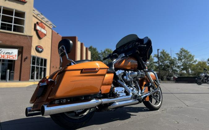 2015 Harley-Davidson® Street Glide® Special FLHXS Amber Whiskey 644186